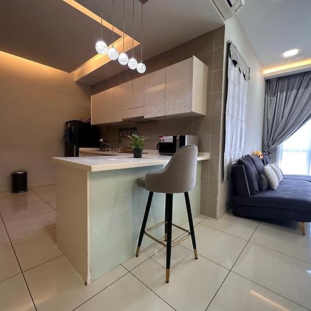 Takuro Homestay Petaling Jaya Eksteriør billede